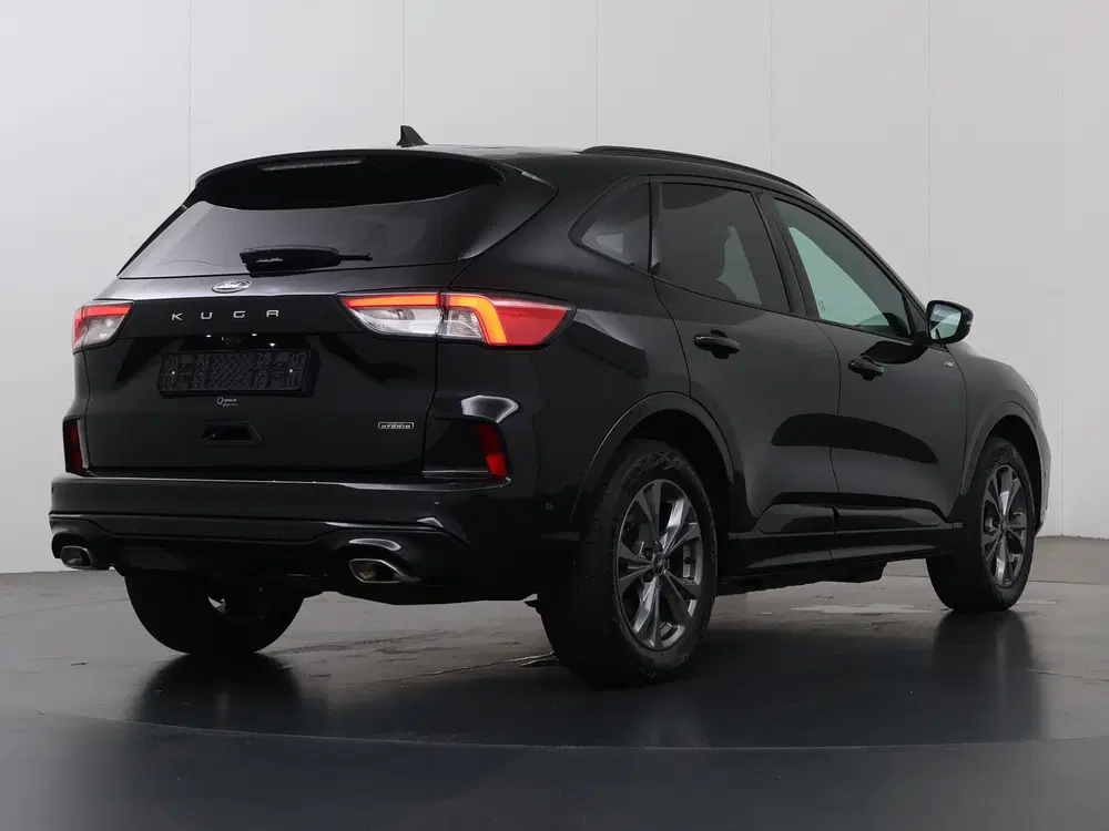 Ford Kuga 2.5 PHEV ST-Line X uit 2023, foto 2
