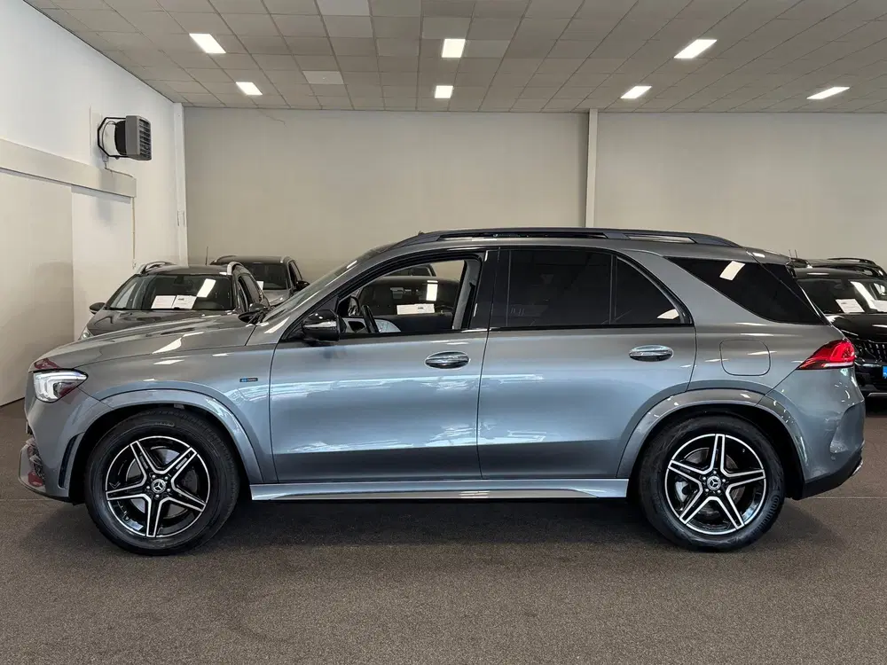 Mercedes-Benz GLE 350 e 4MATIC AMG-LINE uit 2021, foto 2