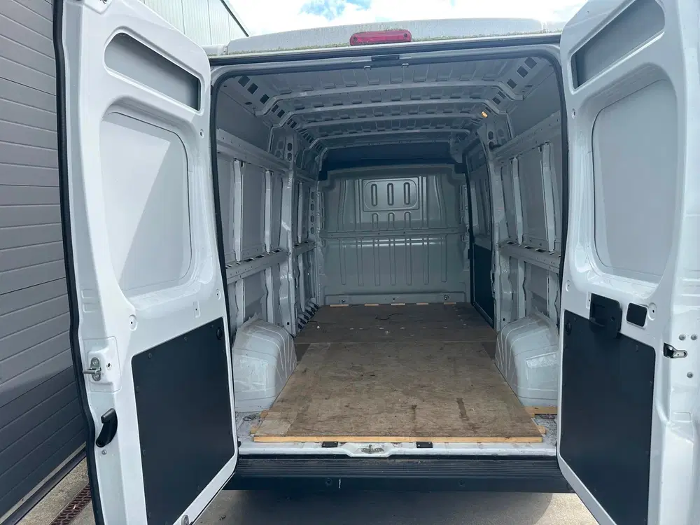 Citroën Jumper Citroen Ë-Jumper 435 L3H2 Club 70 kWh uit 2023, foto 8