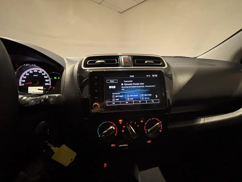 Mitsubishi Space Star 1.2 Active uit 2021, foto 10