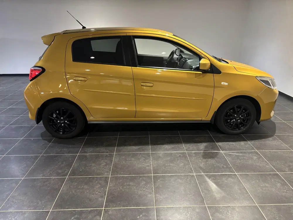 Mitsubishi Space Star 1.2 Active uit 2021, foto 13