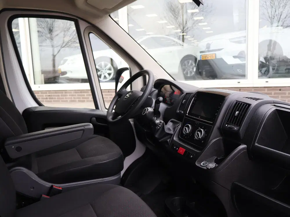 Opel Movano 2.2D 120 L3H2 + APPLE CARPLAY uit 2023, foto 3