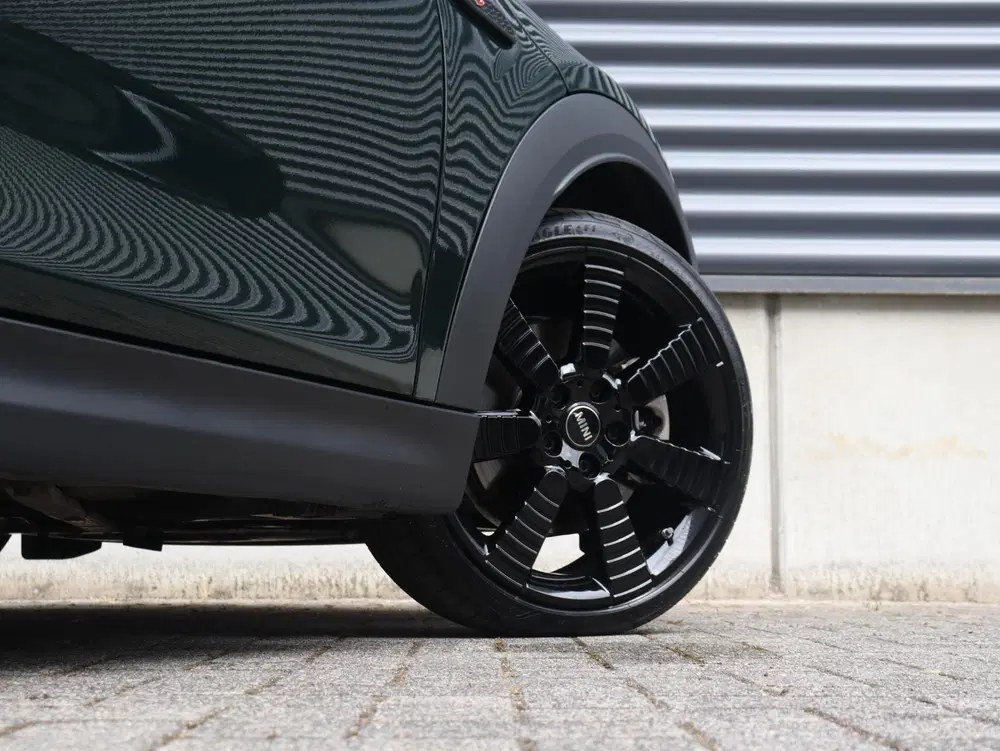 Mini Cabrio Cooper S uit 2023, foto 11