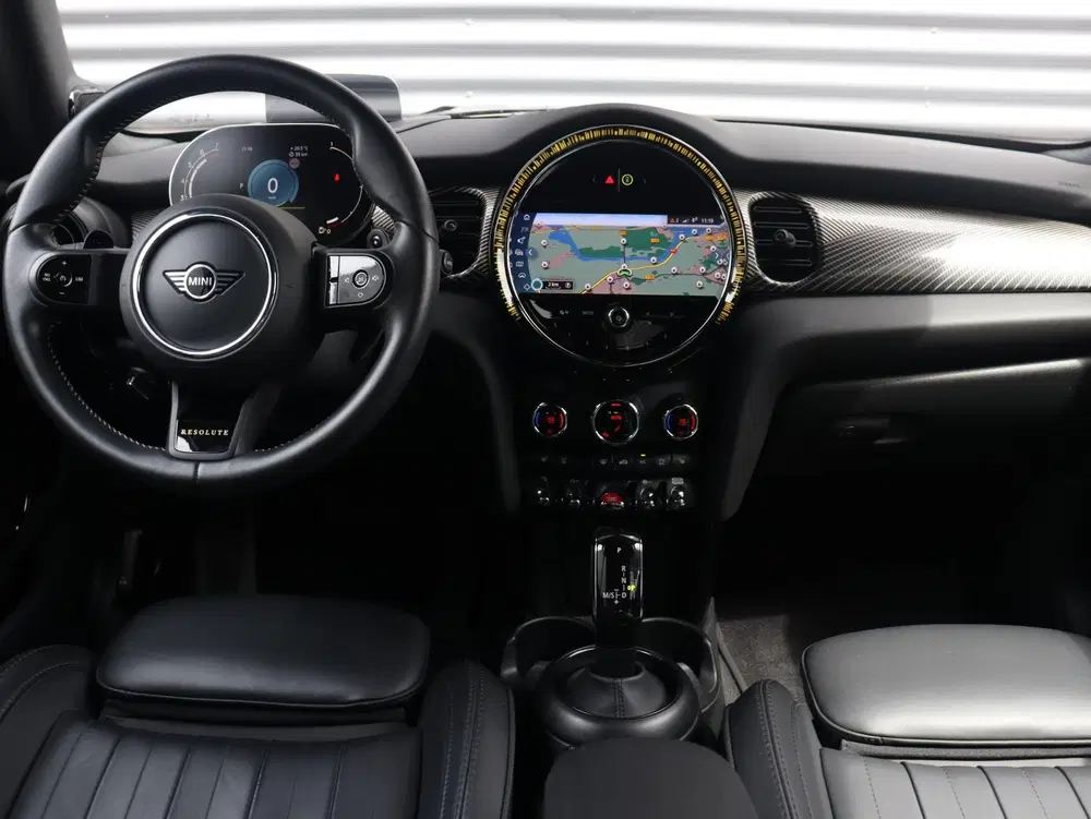 Mini Cabrio Cooper S uit 2023, foto 15