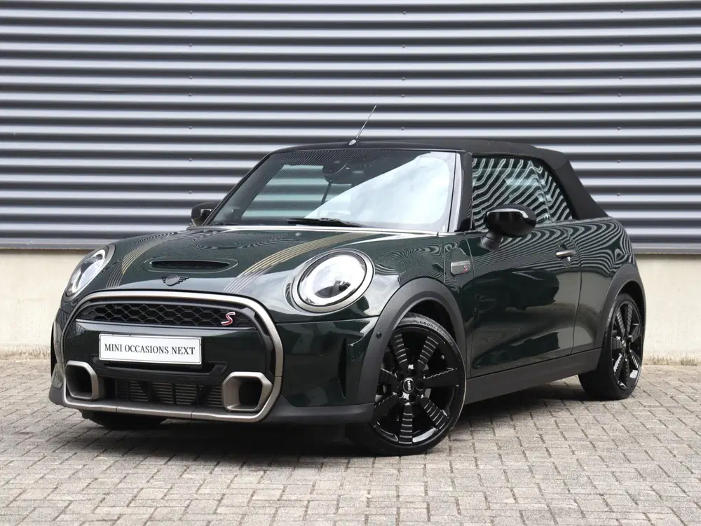 Mini Cabrio Cooper S uit 2023, foto 2