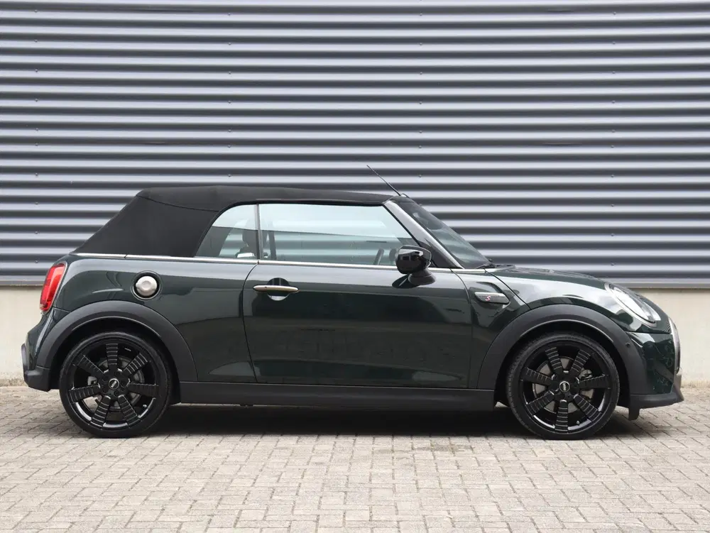 Mini Cabrio Cooper S uit 2023, foto 9
