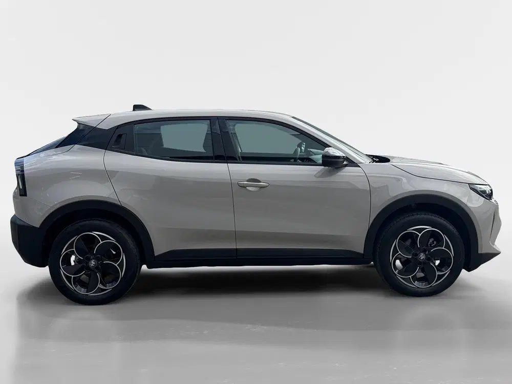 Alfa Romeo Junior Elettrica 54 kWh uit 2025, foto 4