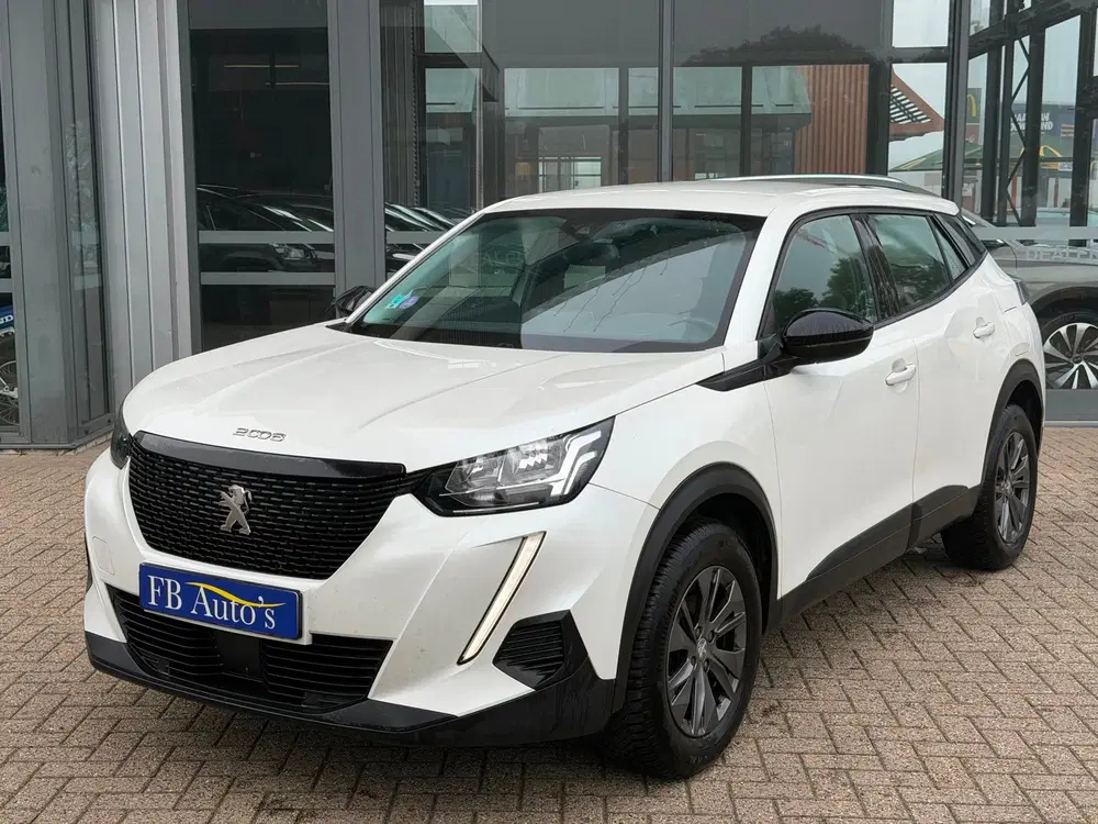 Peugeot 2008 1.2 PureTech Active Pack Airco Lmv Cruise uit 2022, foto 2