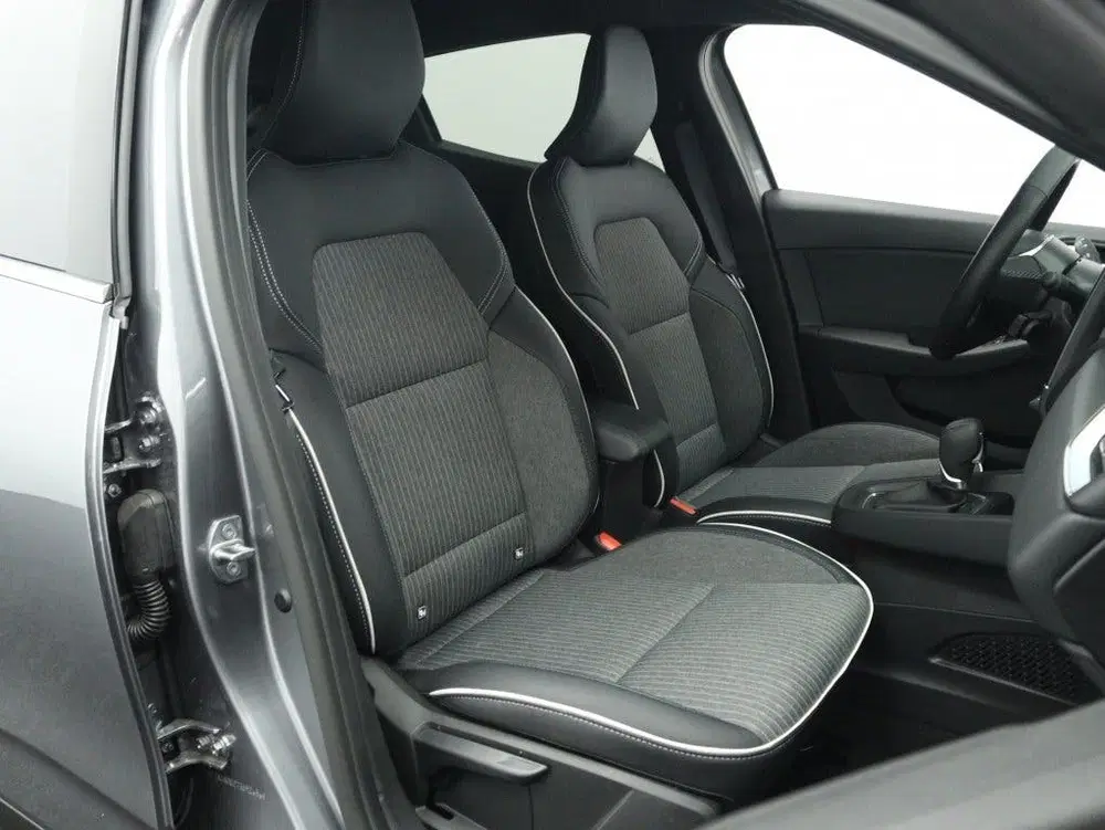 Mitsubishi Colt 1.6 HEV Intense+ uit 2025, foto 14