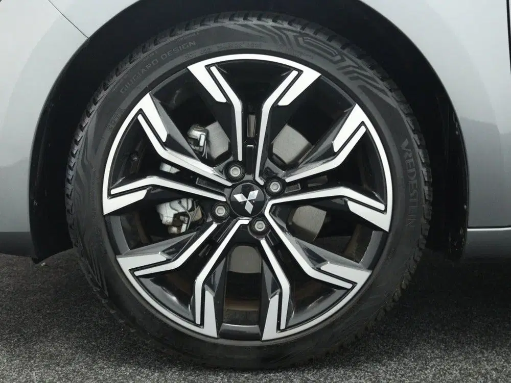 Mitsubishi Colt 1.6 HEV Intense+ uit 2025, foto 7