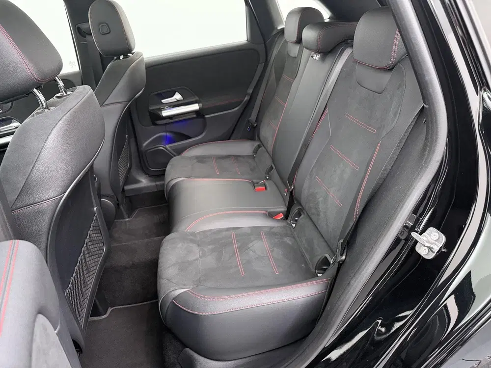 Mercedes-Benz B-Klasse Star Edition AMG Line 250 e Star Editi uit 2025, foto 11