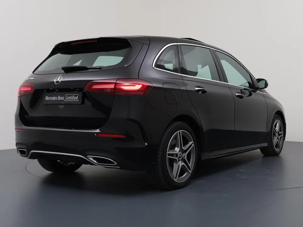 Mercedes-Benz B-Klasse Star Edition AMG Line 250 e Star Editi uit 2025, foto 2