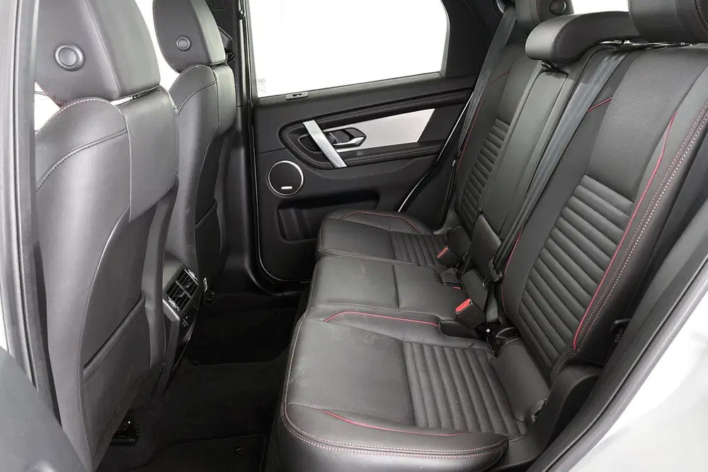 Land Rover Discovery Sport P300e 1.5 R-Dynamic HSE Panoramad uit 2023, foto 7