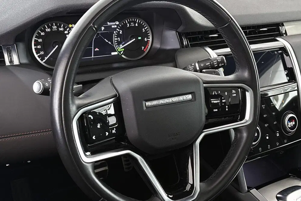 Land Rover Discovery Sport P300e 1.5 R-Dynamic HSE Panoramad uit 2023, foto 9
