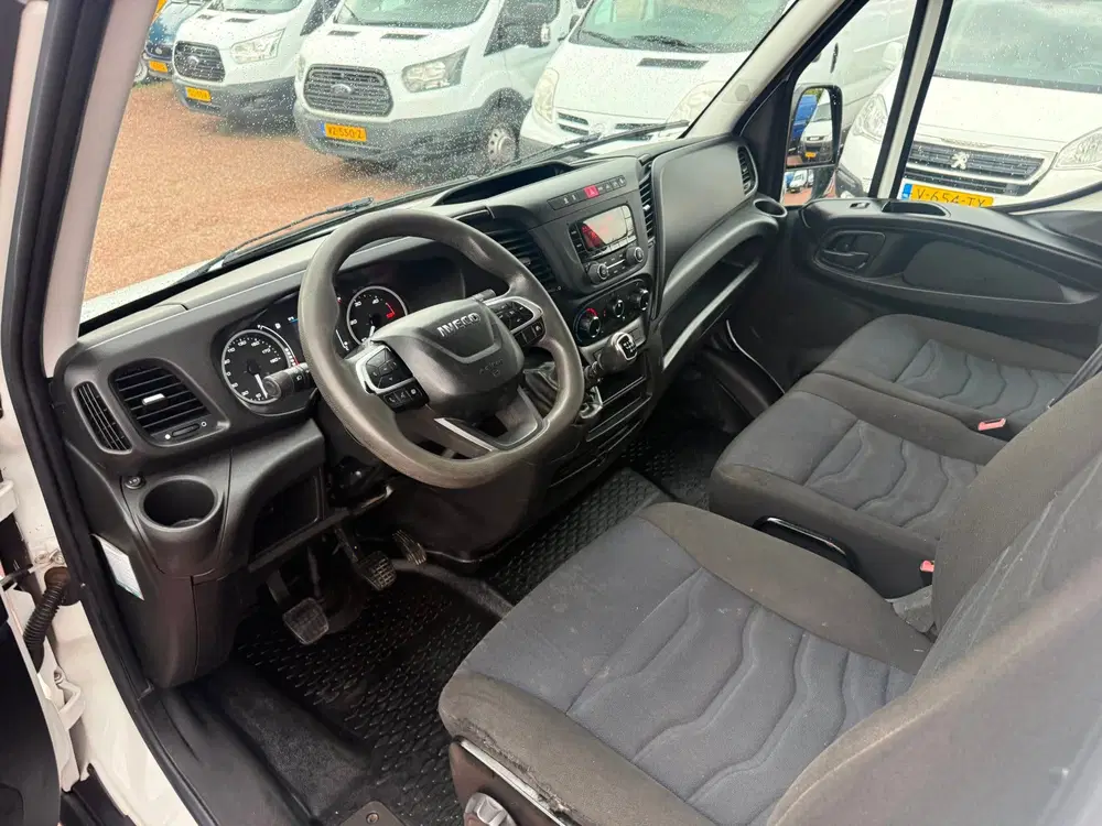 Iveco Daily 35S16V 2.3 160PK L2H2 3.5T trekgewicht uit 2020, foto 5