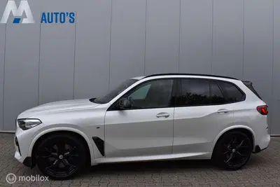BMW X5 xDrive40i M-Performance Mineralweiß Pano N uit 2019