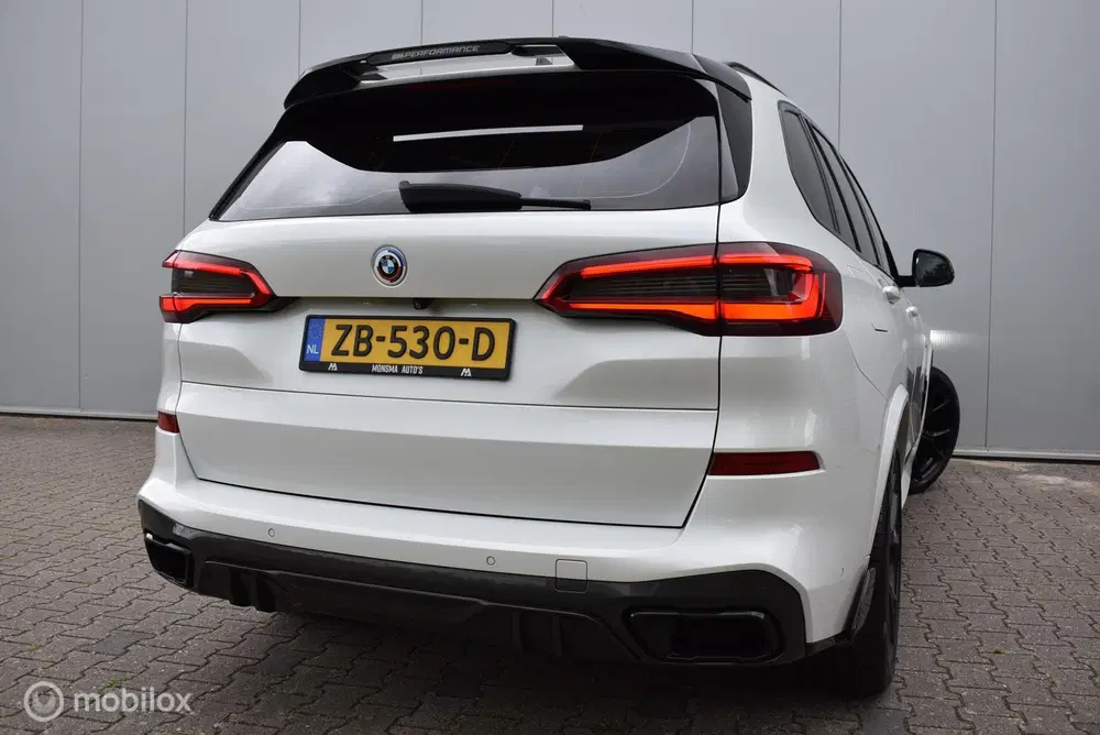 BMW X5 xDrive40i M-Performance Mineralweiß Pano N uit 2019, foto 5