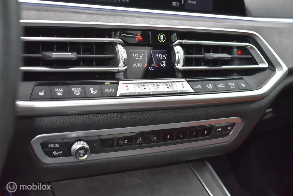 BMW X5 xDrive40i M-Performance Mineralweiß Pano N uit 2019, foto 8