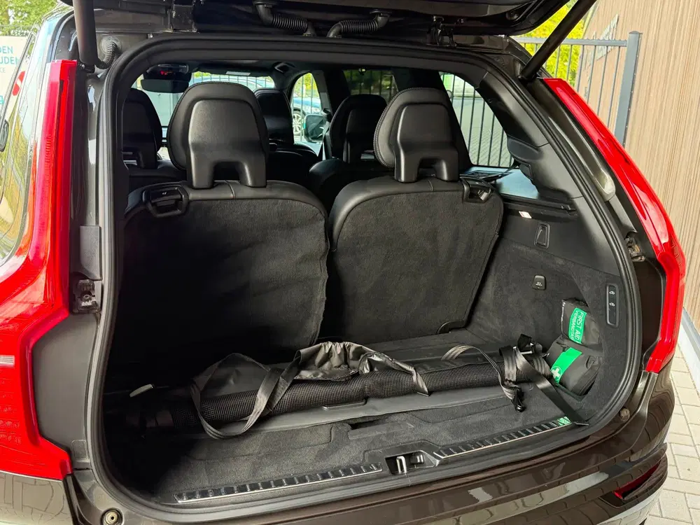 Volvo XC90 2.0 T8 Recharge AWD Plus Dark uit 2022, foto 11