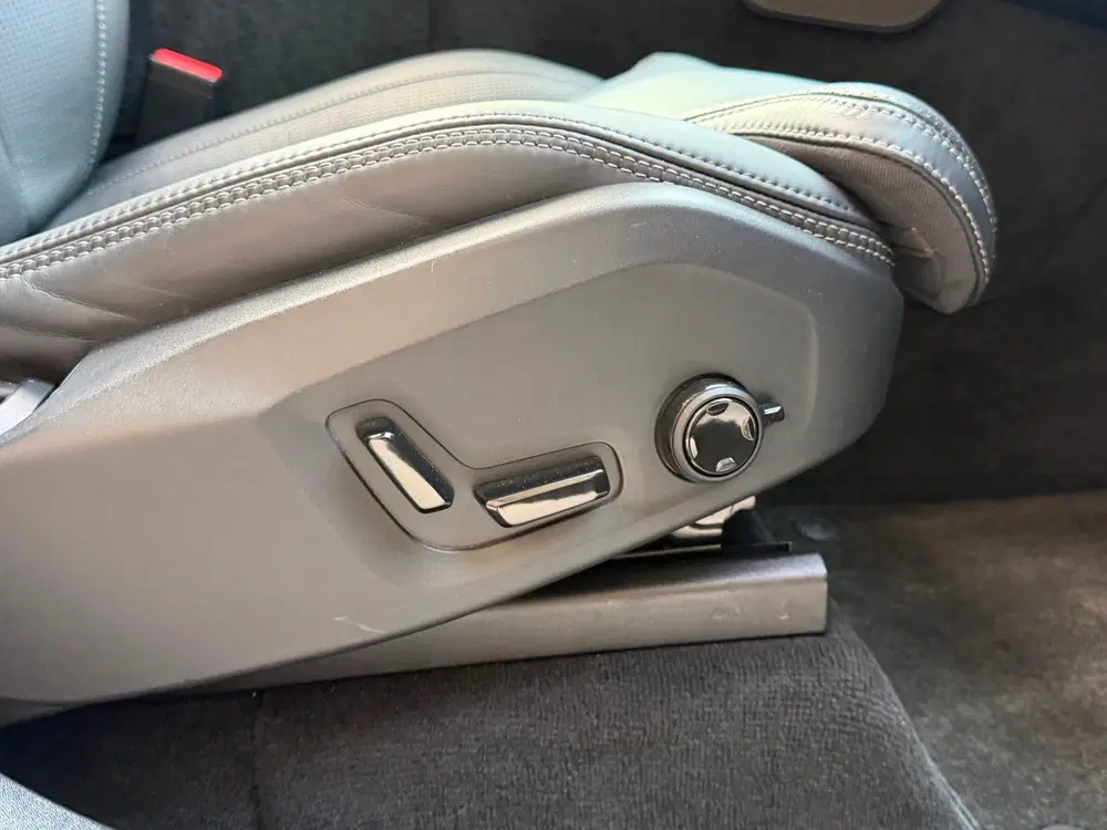 Volvo XC90 2.0 T8 Recharge AWD Plus Dark uit 2022, foto 14