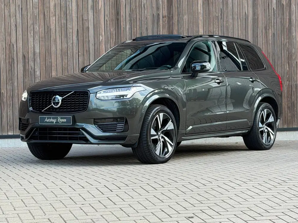 Volvo XC90 2.0 T8 Recharge AWD Plus Dark uit 2022, foto 2