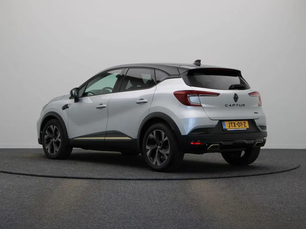 Renault Captur E-Tech Hybrid 145pk Engineered uit 2023, foto 2