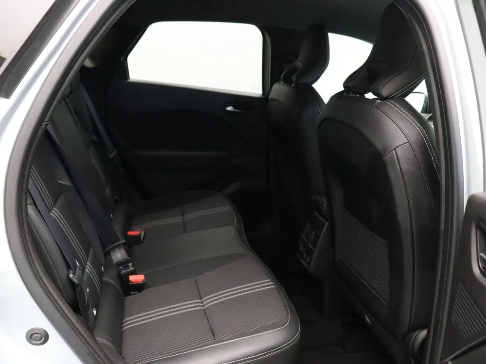 Renault Captur E-Tech Hybrid 145pk Engineered uit 2023, foto 8