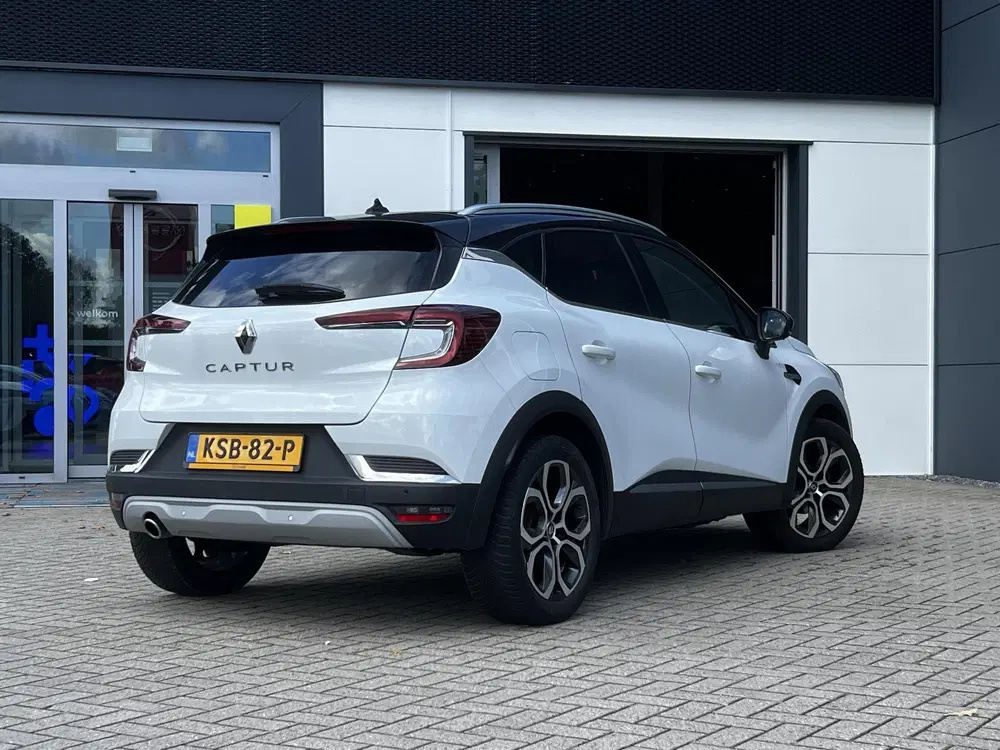 Renault Captur 1.3 TCe 140 Intens uit 2021, foto 2