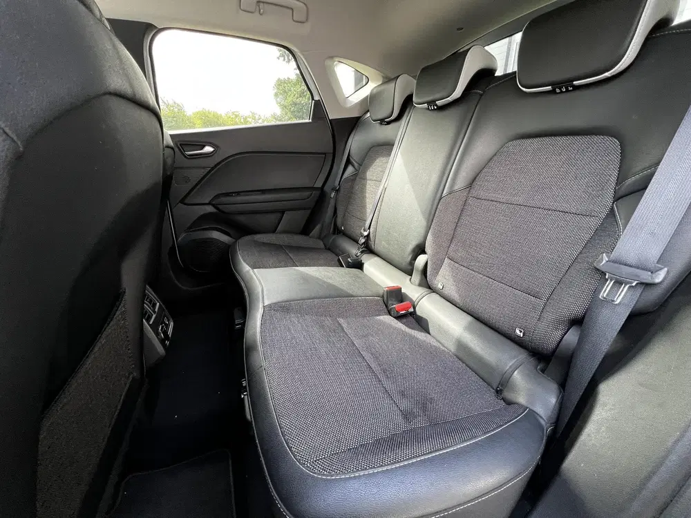 Renault Captur 1.3 TCe 140 Intens uit 2021, foto 8