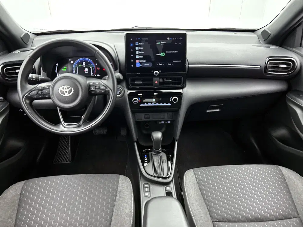 Toyota Yaris Cross 1.5 Hybrid 115 First Edition uit 2025, foto 4