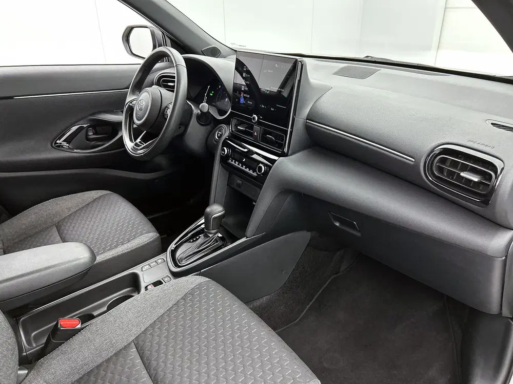 Toyota Yaris Cross 1.5 Hybrid 115 First Edition uit 2025, foto 6