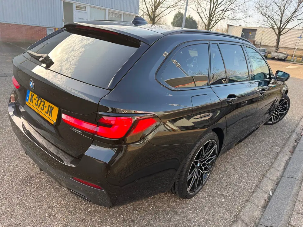 BMW 5-serie 530i HYBRID 2021 HIGH-EXE M-EDITION PANO uit 2021, foto 2