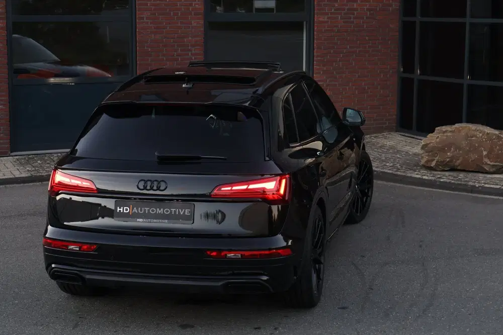Audi Q5 50 TFSI e Quattro S edition BLACK PANO MAT uit 2022, foto 13