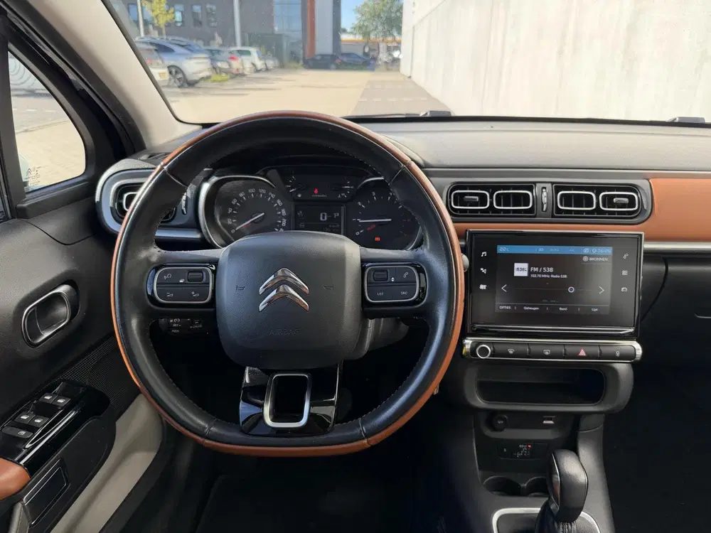 Citroën C3 Citroen C3 1.2 PureTech Shine uit 2020, foto 11