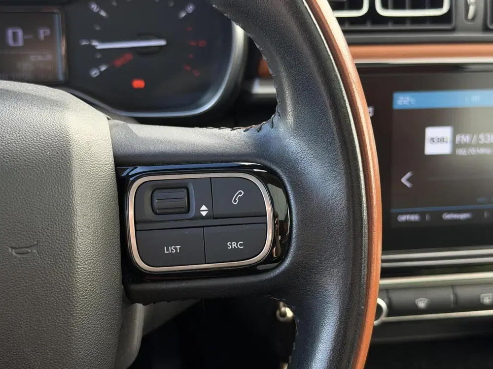 Citroën C3 Citroen C3 1.2 PureTech Shine uit 2020, foto 14