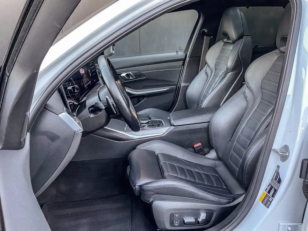 BMW 3-serie 3 Serie Touring 330e 292PK xDrive High Exe uit 2023, foto 15