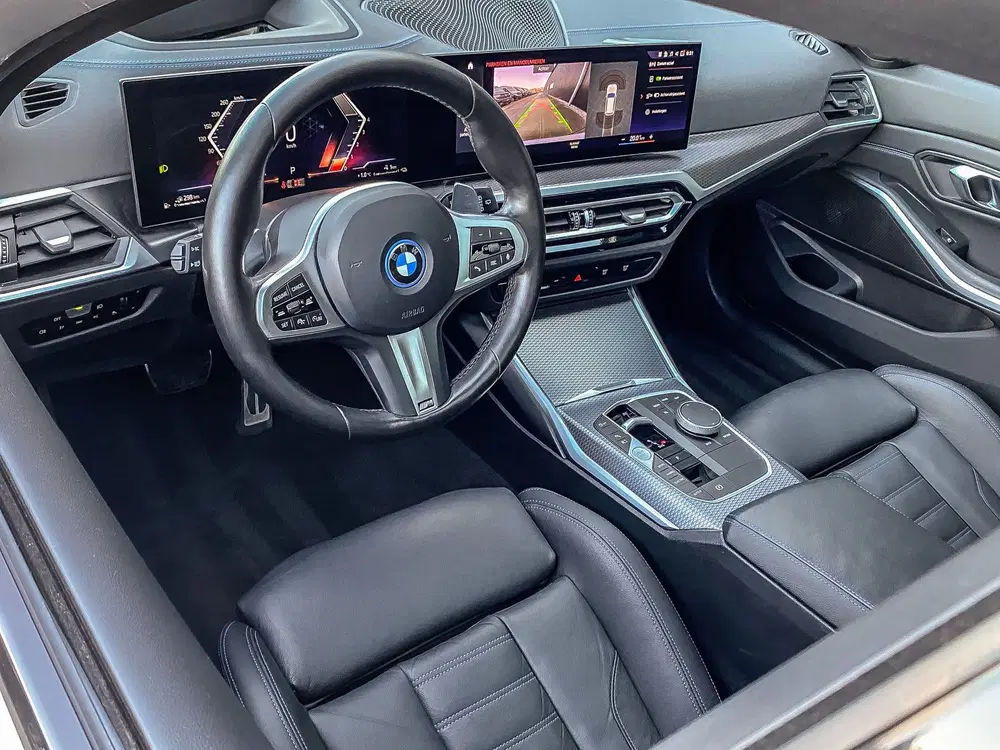 BMW 3-serie 3 Serie Touring 330e 292PK xDrive High Exe uit 2023, foto 6