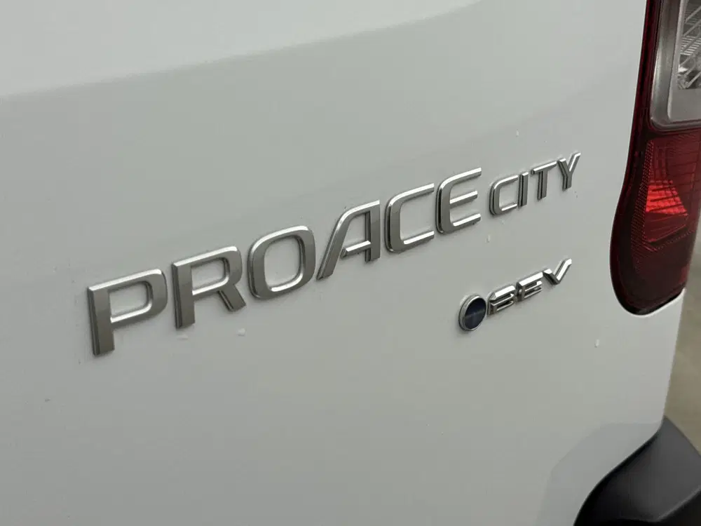 Toyota Proace City 10th Anniversary 50 kWh *DEMO* uit 2026, foto 14