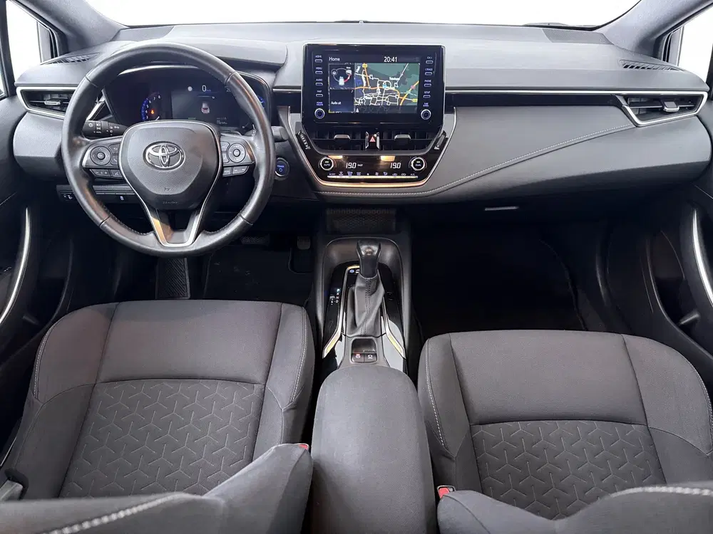 Toyota Corolla 2.0 Hybrid First Edition uit 2019, foto 11