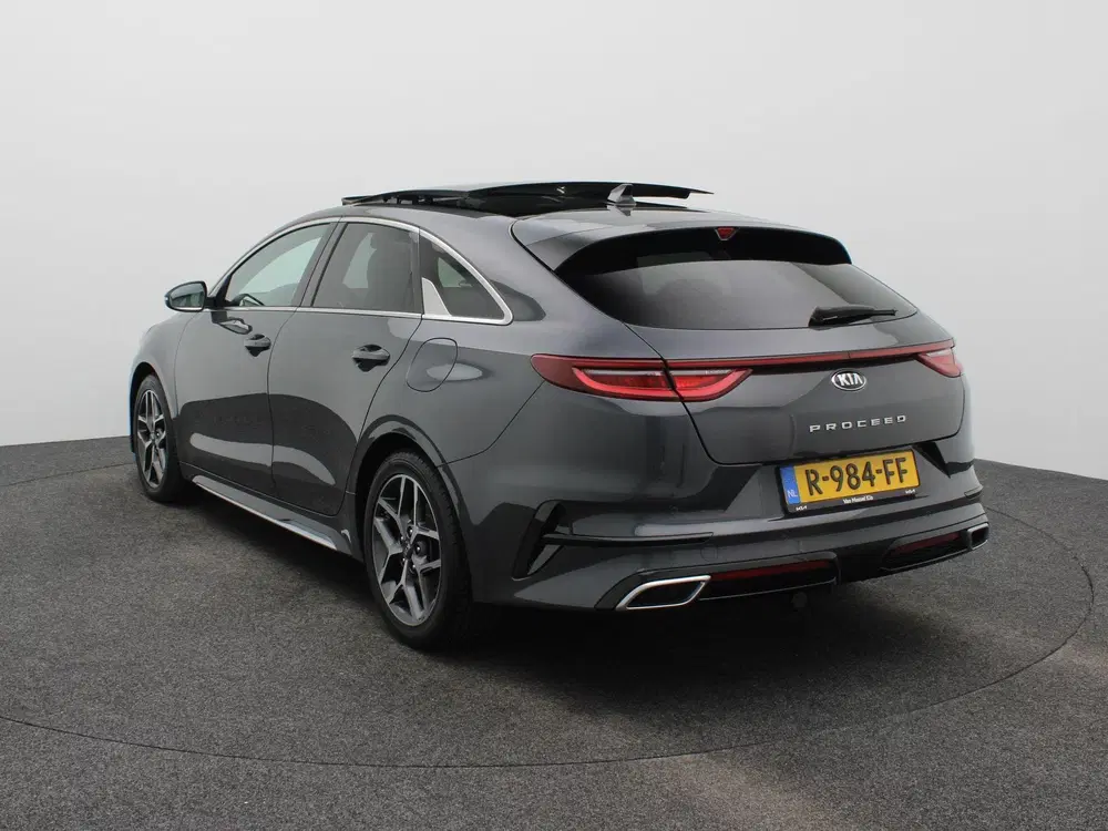 Kia ProCeed 1.4 T-GDI GT-Line uit 2019, foto 2