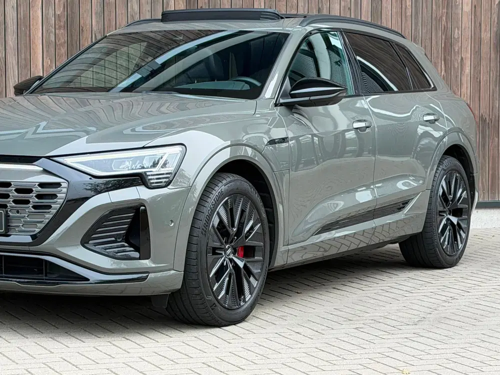 Audi Q8 e-tron 55 quattro S Edition Competition 115 kWh uit 2023, foto 3