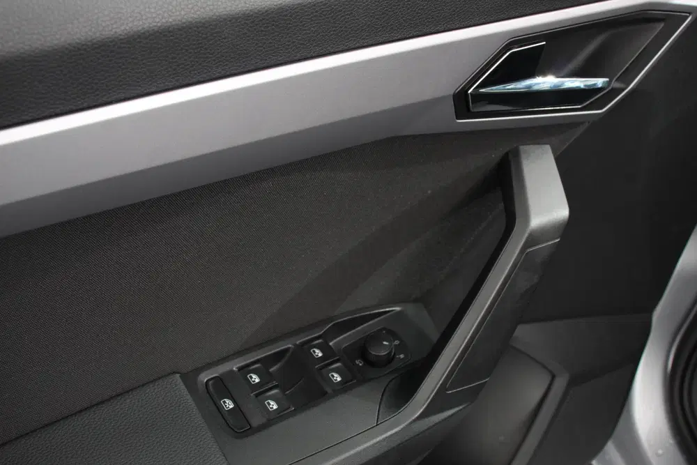 SEAT Arona 1.0 TSI 110 pk DSG FR Tech Parkeersensoren uit 2021, foto 11