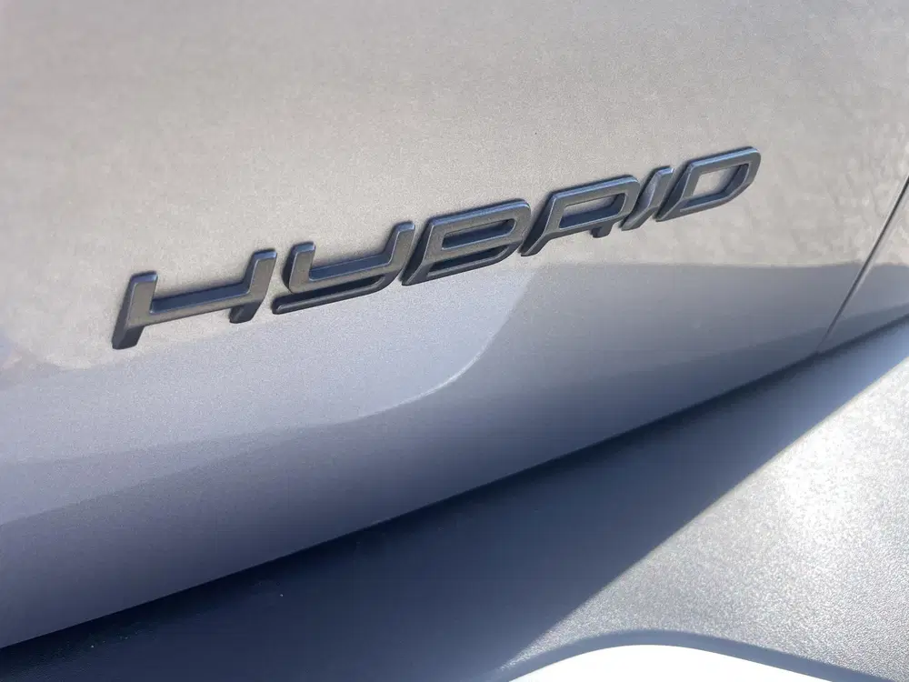 Peugeot 2008 1.2 Hybrid 145 GT uit 2025, foto 8