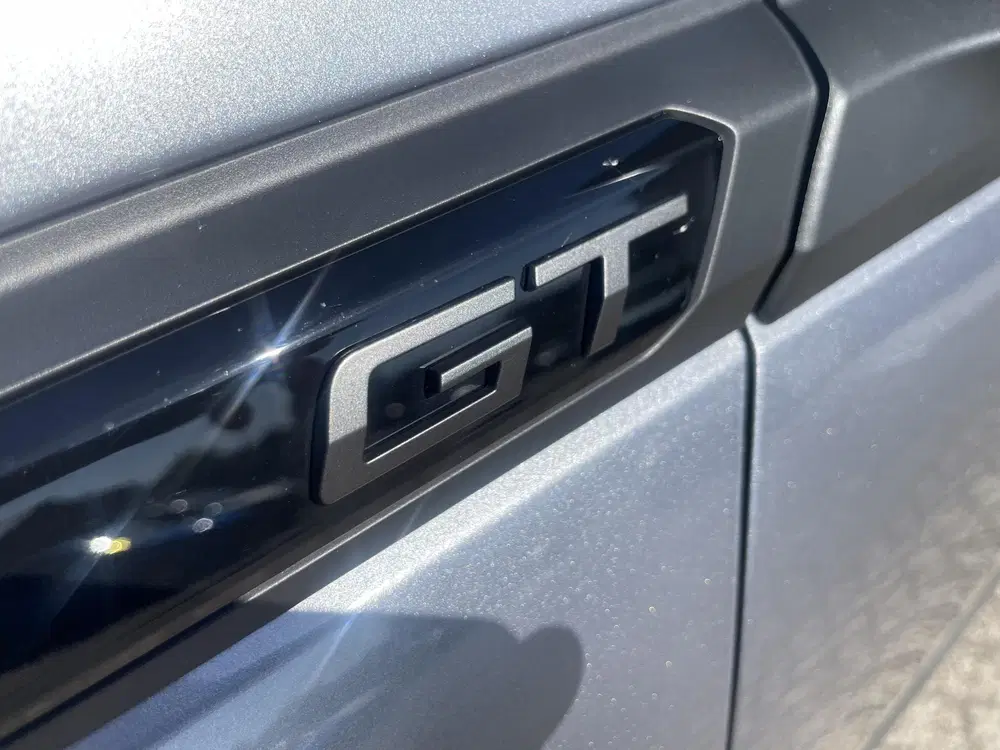 Peugeot 2008 1.2 Hybrid 145 GT uit 2025, foto 9