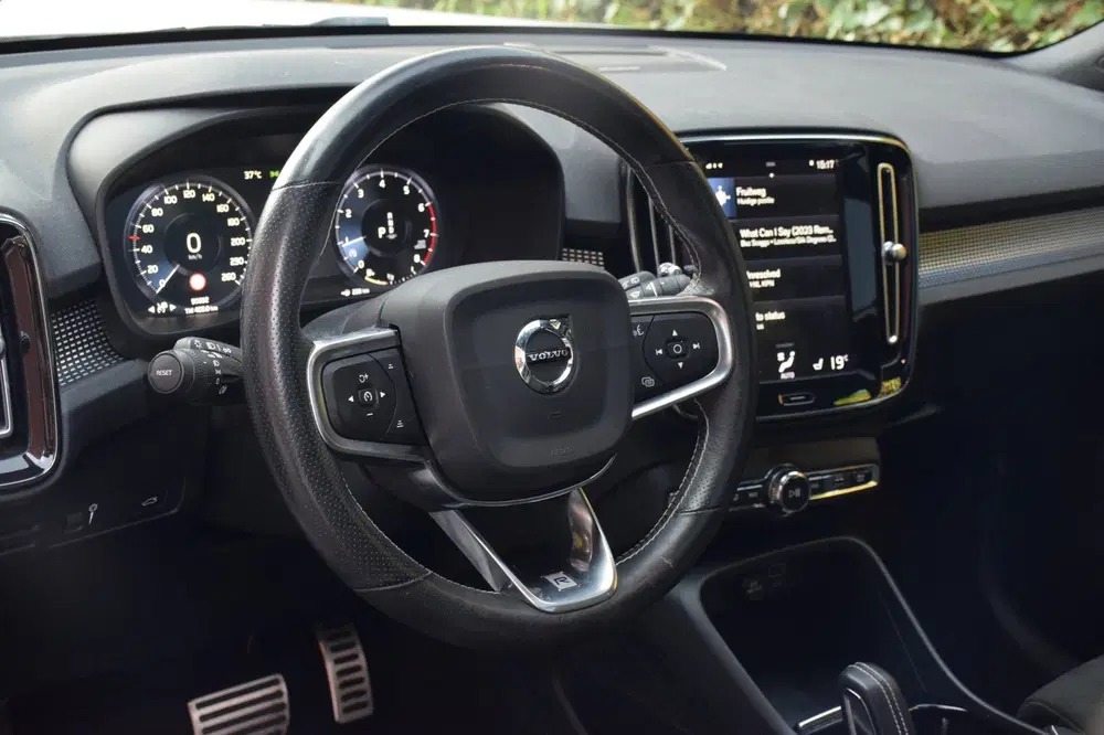 Volvo XC40 T5 AWD R-Design uit 2019, foto 10