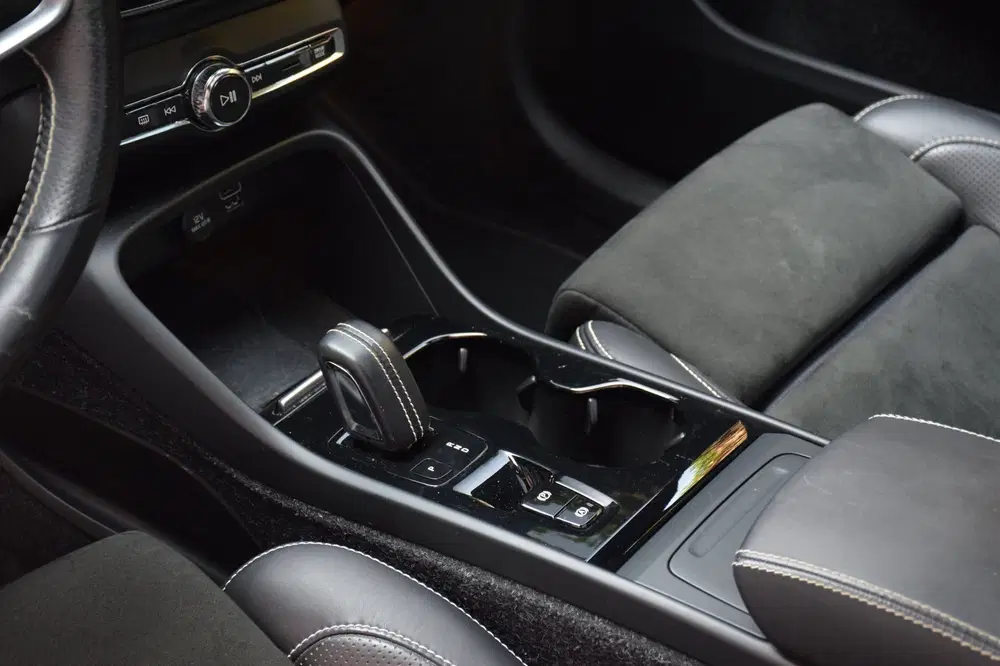 Volvo XC40 T5 AWD R-Design uit 2019, foto 11
