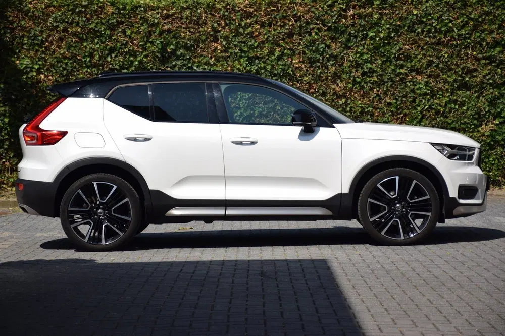 Volvo XC40 T5 AWD R-Design uit 2019, foto 4