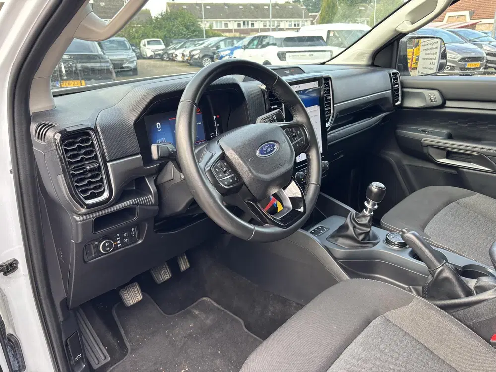 Ford Ranger 2.0 Double Cab EcoBlue XLT uit 2024, foto 10