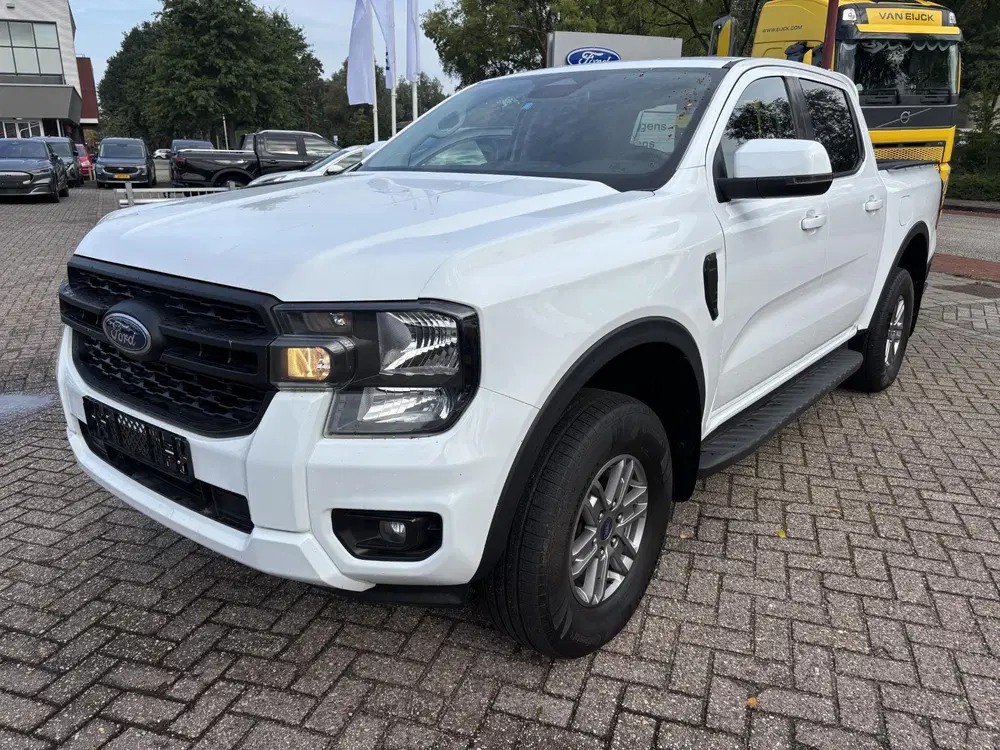 Ford Ranger 2.0 Double Cab EcoBlue XLT uit 2024, foto 3