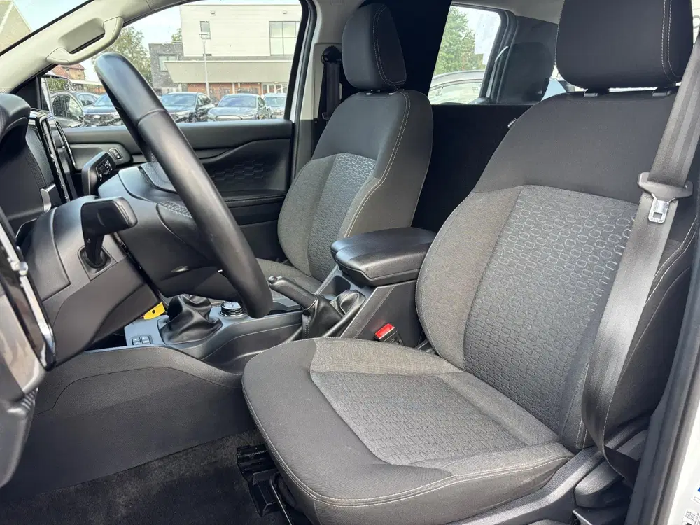 Ford Ranger 2.0 Double Cab EcoBlue XLT uit 2024, foto 9